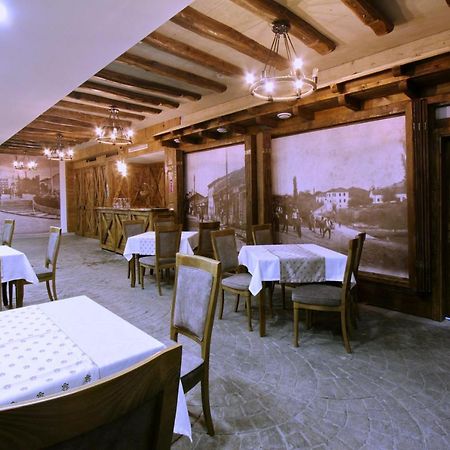 Hotel Happy Gjakova Eksteriør billede