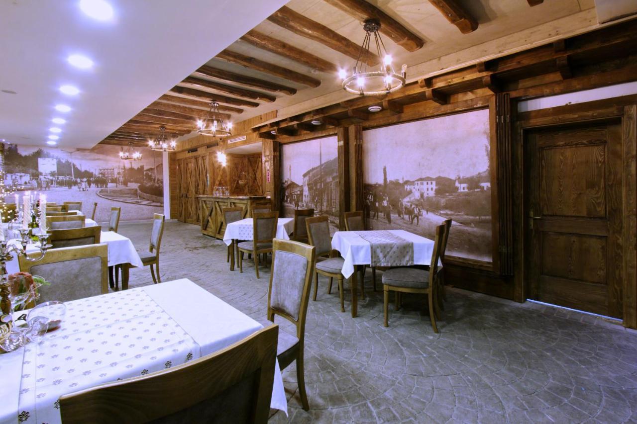 Hotel Happy Gjakova Eksteriør billede