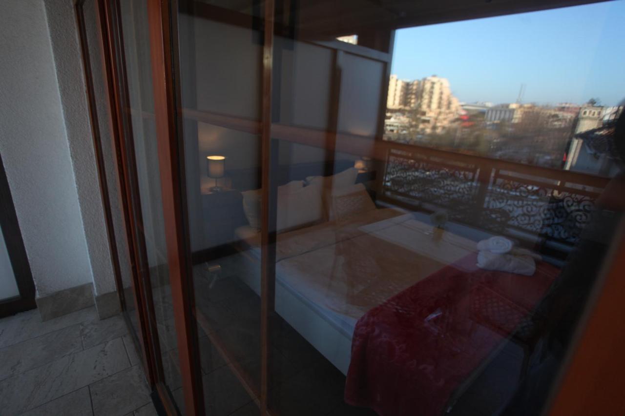 Hotel Happy Gjakova Eksteriør billede