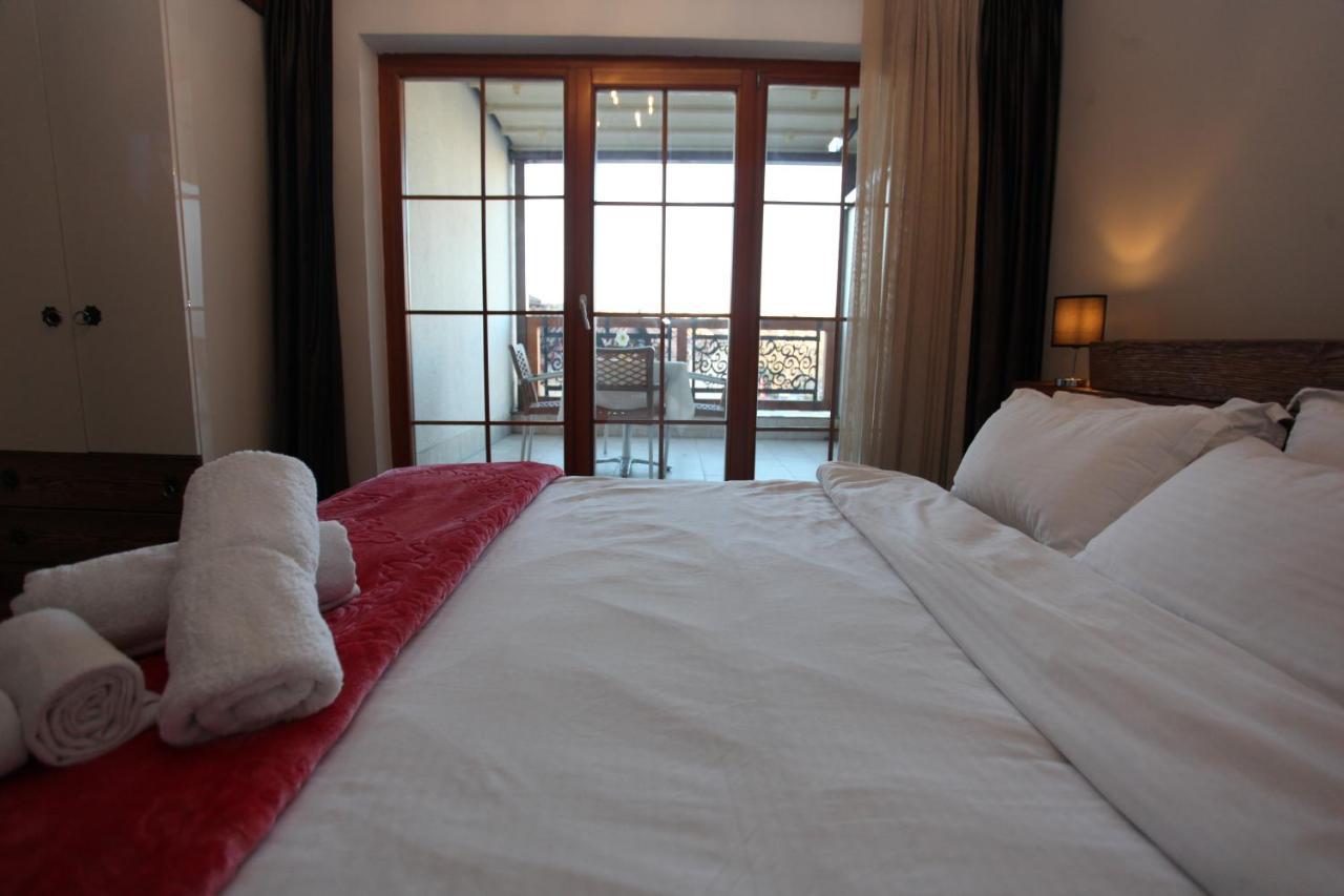 Hotel Happy Gjakova Eksteriør billede