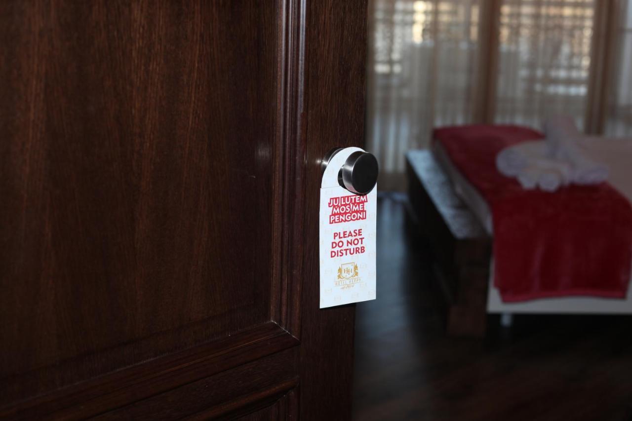 Hotel Happy Gjakova Eksteriør billede