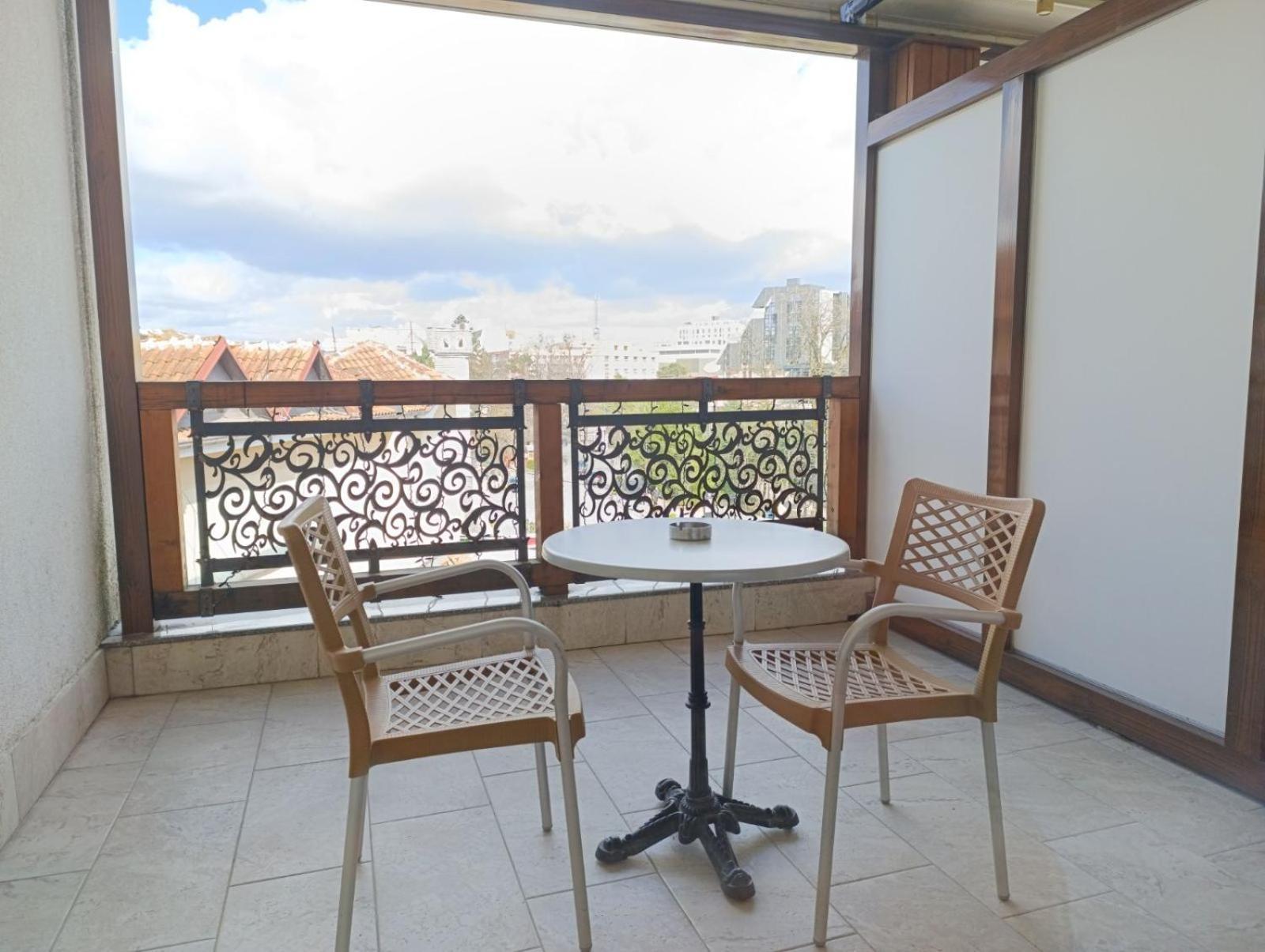 Hotel Happy Gjakova Eksteriør billede