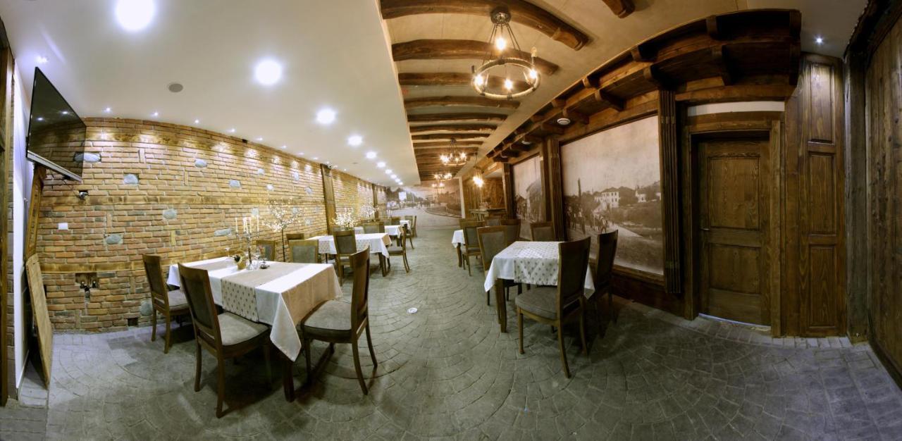 Hotel Happy Gjakova Eksteriør billede